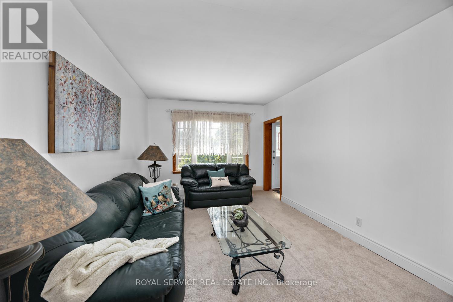 388 Dublin Street, Peterborough (Town Ward 3), Ontario  K9H 3C9 - Photo 14 - X12353908