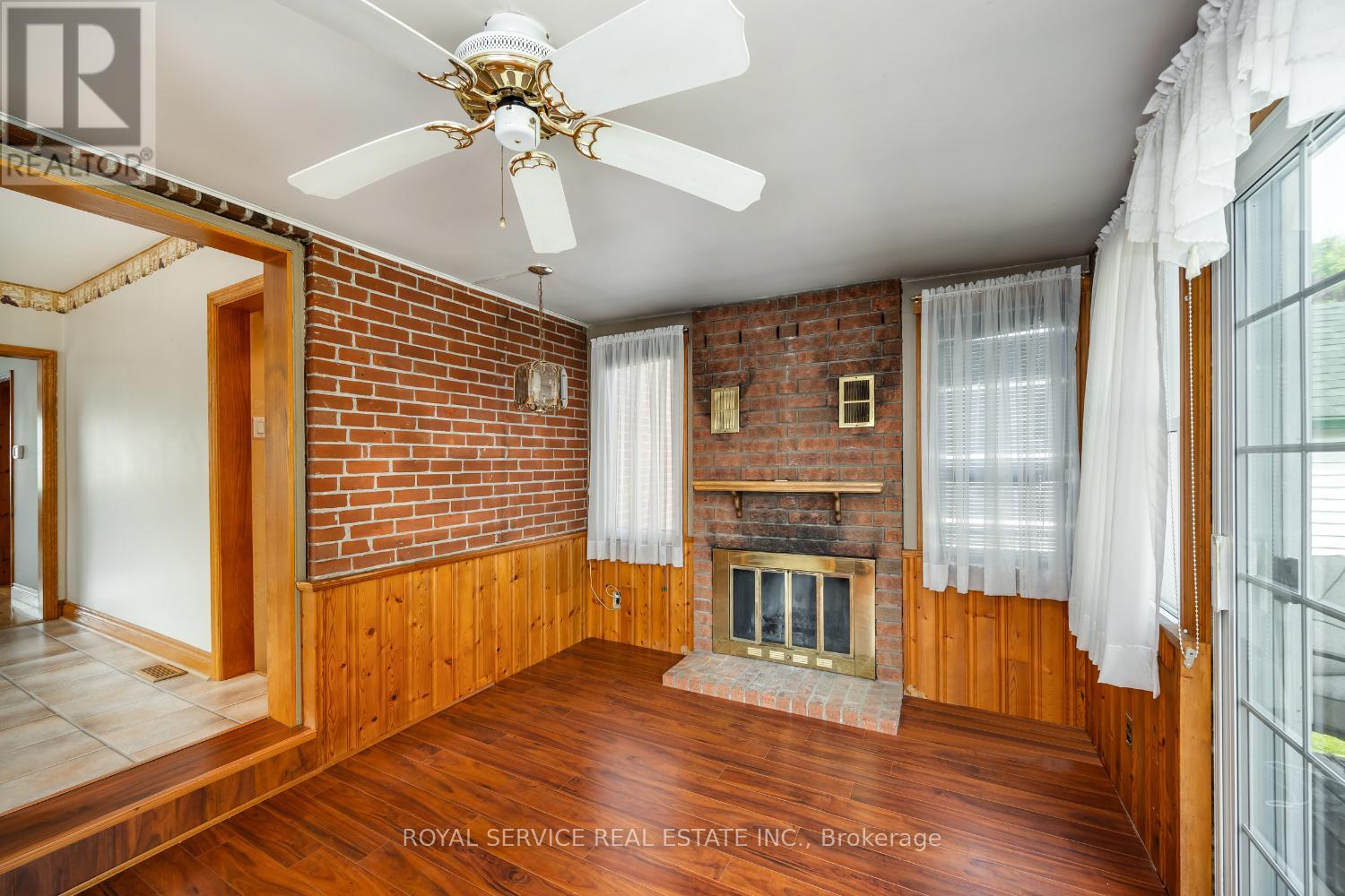 388 Dublin Street, Peterborough (Town Ward 3), Ontario  K9H 3C9 - Photo 7 - X12353908