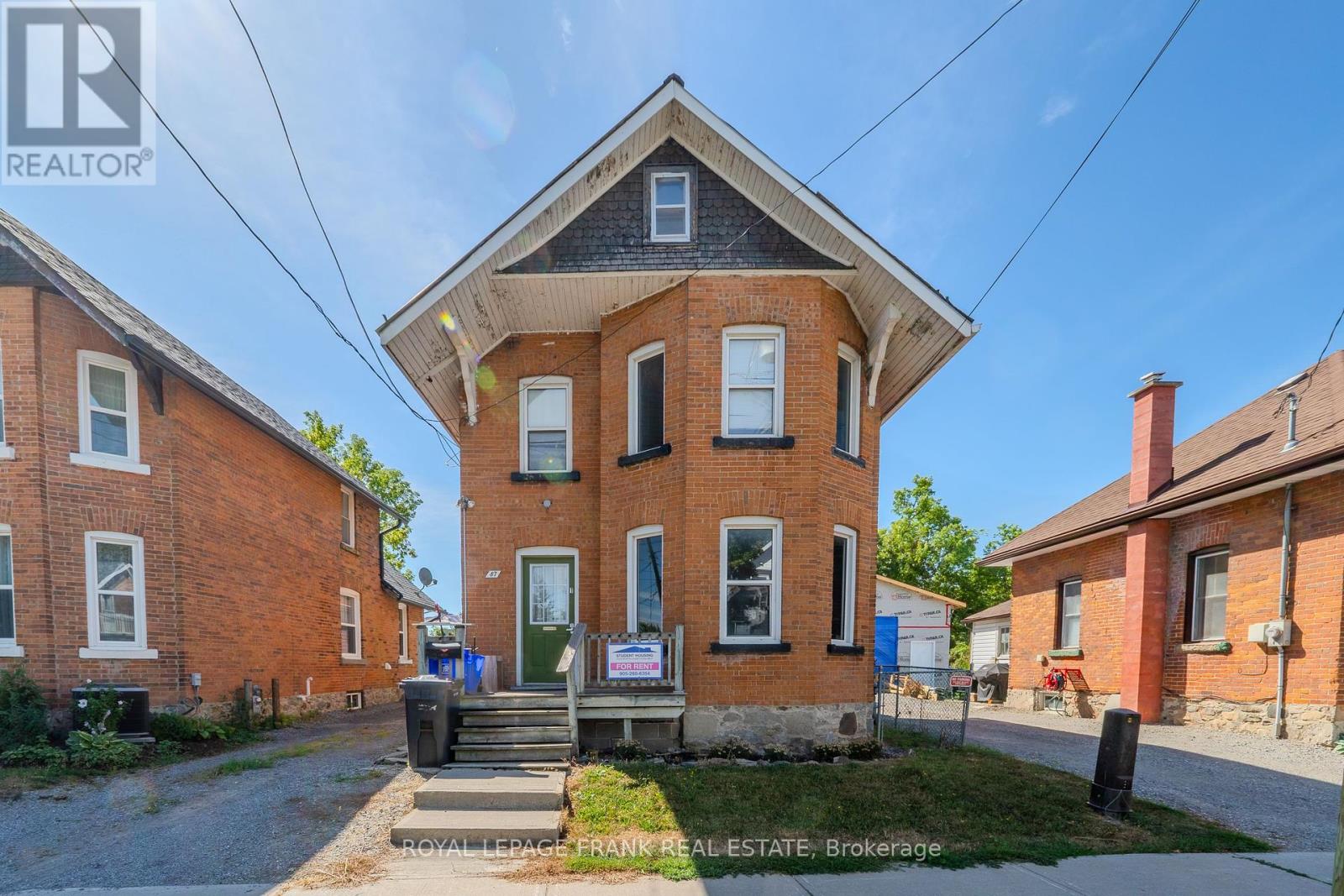 87 Durham Street W, Kawartha Lakes (Lindsay), Ontario  K9V 2P8 - Photo 1 - X12354077