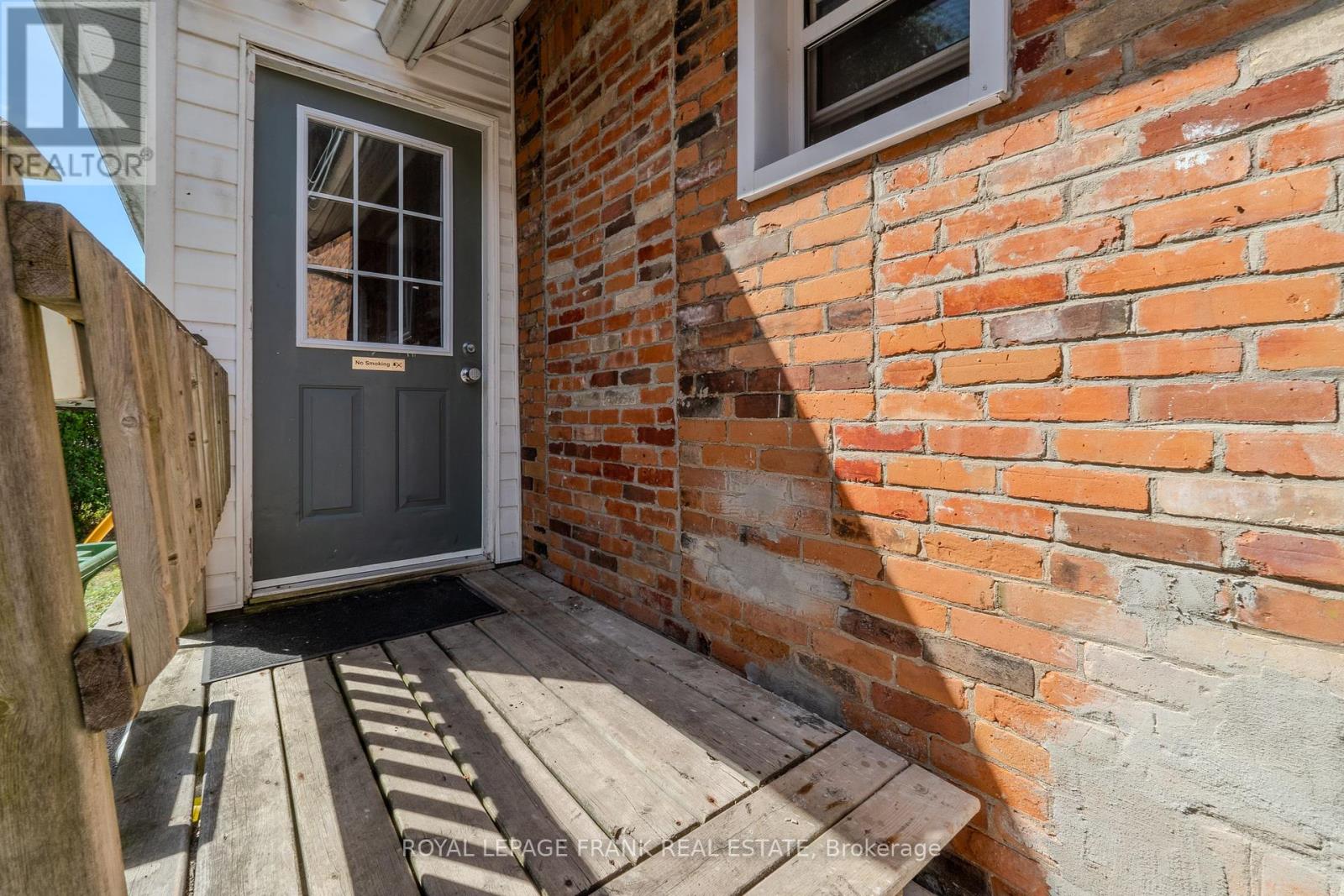 87 Durham Street W, Kawartha Lakes (Lindsay), Ontario  K9V 2P8 - Photo 17 - X12354077