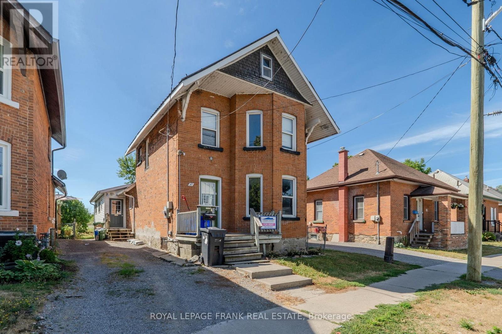 87 Durham Street W, Kawartha Lakes (Lindsay), Ontario  K9V 2P8 - Photo 2 - X12354077