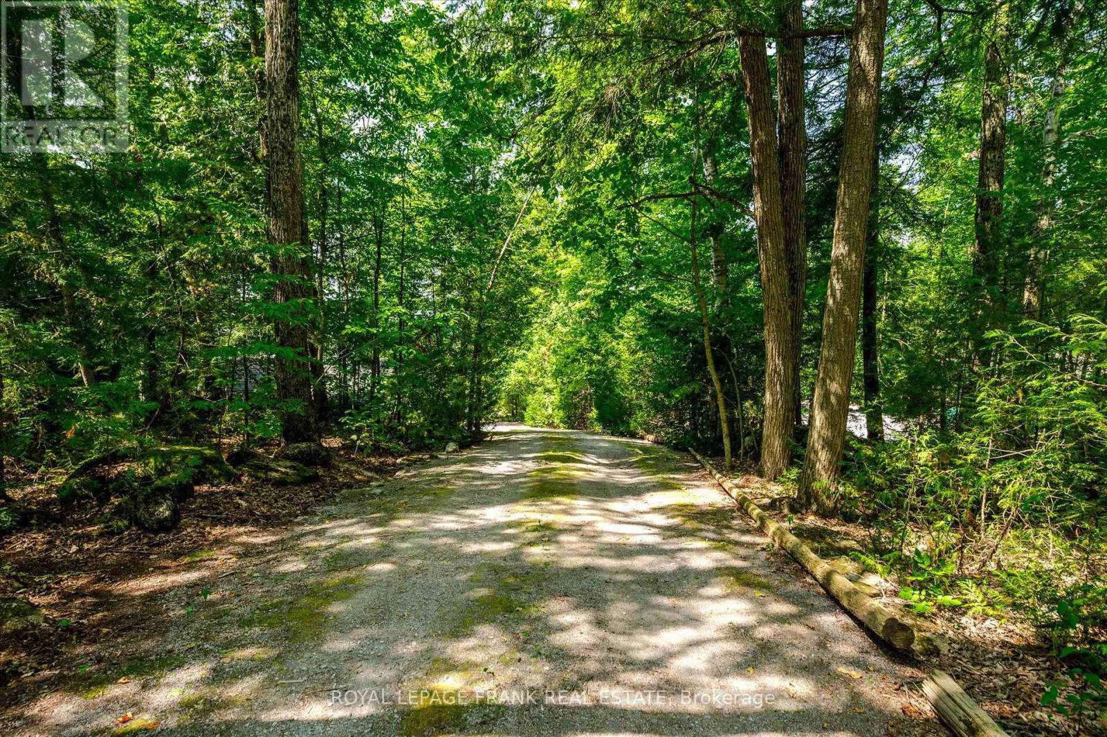 2724 Newcomb Lane, Selwyn, Ontario  K0L 2H0 - Photo 47 - X12354320