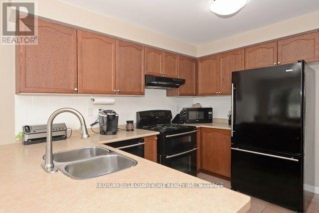 65 Bridges Drive, Clarington (Newcastle), Ontario  L1B 1M7 - Photo 10 - E12354468