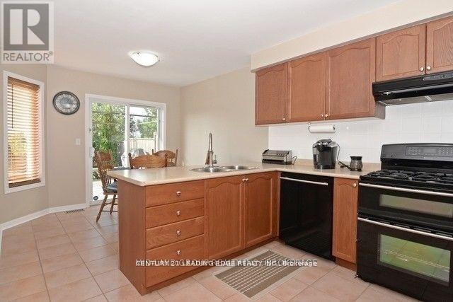 65 Bridges Drive, Clarington (Newcastle), Ontario  L1B 1M7 - Photo 11 - E12354468