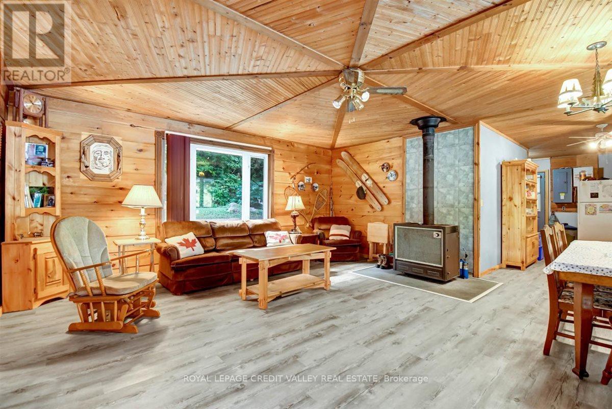 292 Caroline Court, Faraday, Ontario  K0L 1C0 - Photo 16 - X12354552