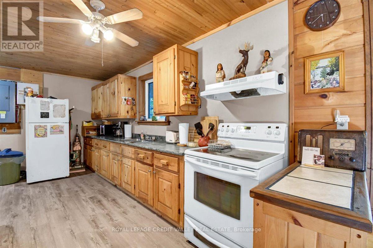 292 Caroline Court, Faraday, Ontario  K0L 1C0 - Photo 7 - X12354552