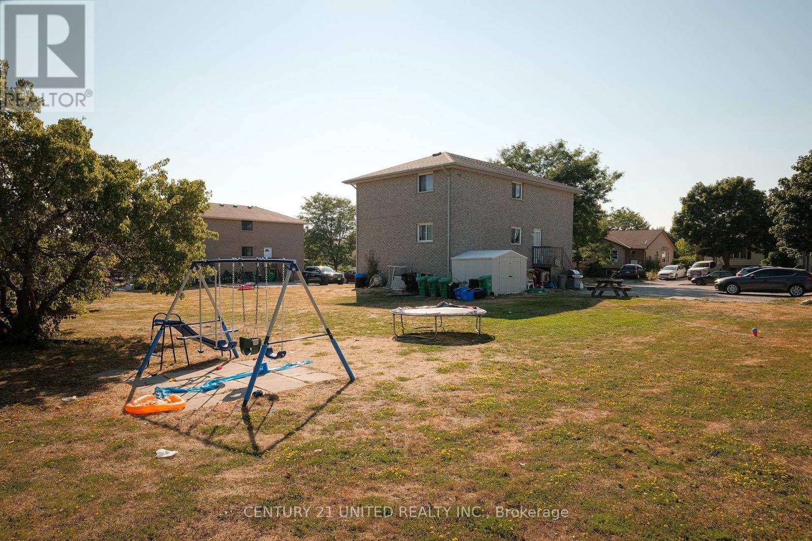 538 Crystal Drive, Peterborough South (East), Ontario  K9J 8H1 - Photo 11 - X12354835