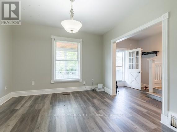 730 Park Street S, Peterborough South (West), Ontario  K9J 3T4 - Photo 5 - X12355107
