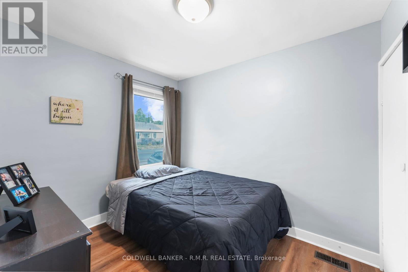 485 Wolsely Street, Peterborough (Northcrest Ward 5), Ontario  K9H 5A7 - Photo 11 - X12355217