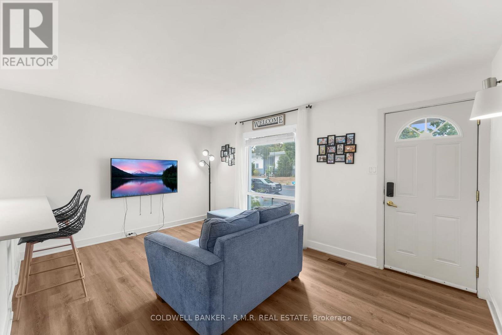 485 Wolsely Street, Peterborough (Northcrest Ward 5), Ontario  K9H 5A7 - Photo 4 - X12355217
