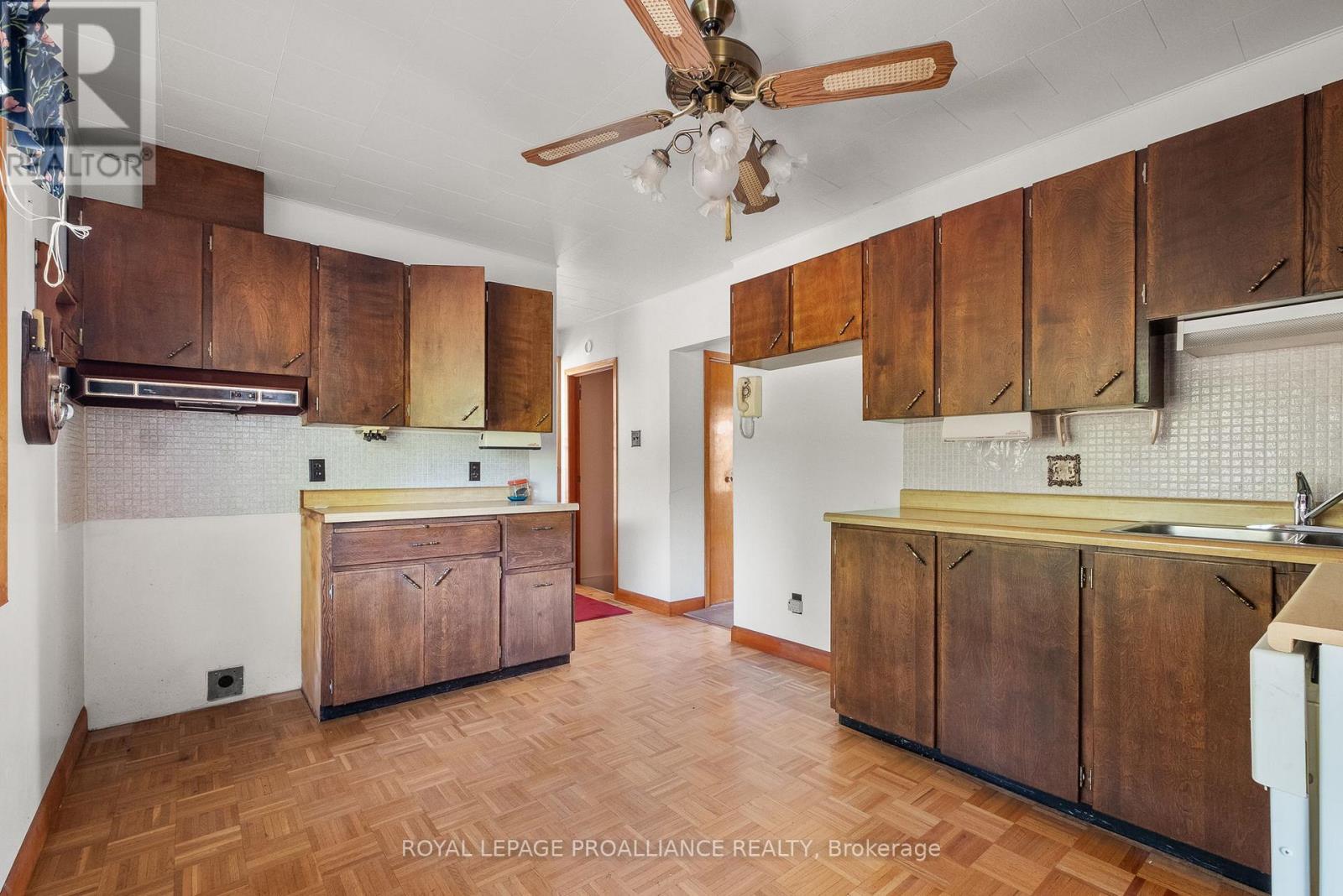 11 Division Street E, Trent Hills (Hastings), Ontario  K0L 1Y0 - Photo 14 - X12355317