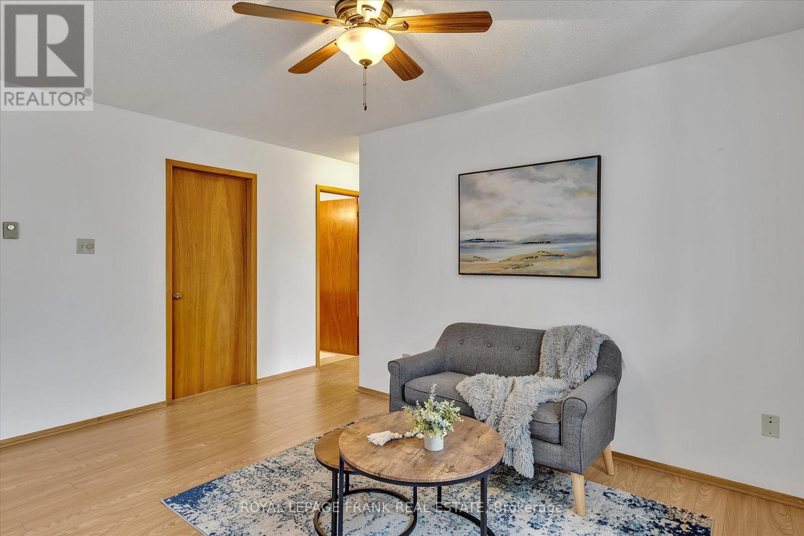 201 - 2406 Mountland Drive, Peterborough West (Central), Ontario  K9K 2E1 - Photo 7 - X12355759