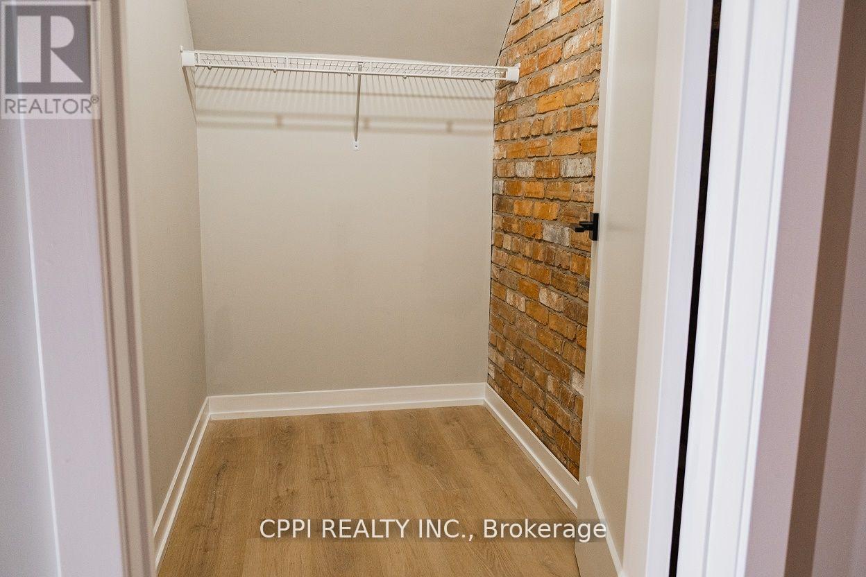 216 - 140 Simcoe Street, Peterborough Central (North), Ontario  K9H 2H5 - Photo 8 - X12356213