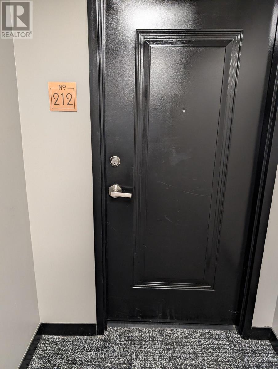 212 - 140 Simcoe Street, Peterborough Central (North), Ontario  K9H 2H5 - Photo 3 - X12356236