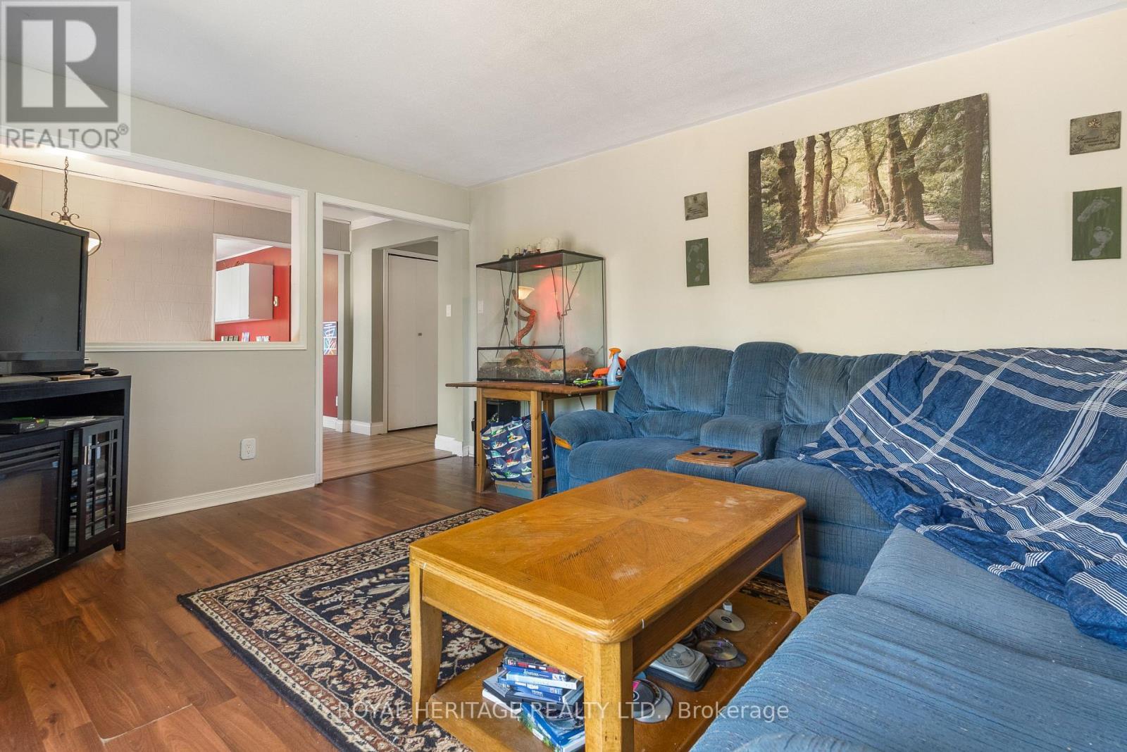 20 Buckhorn Road, Kawartha Lakes (Fenelon), Ontario  K9V 4R6 - Photo 10 - X12356913