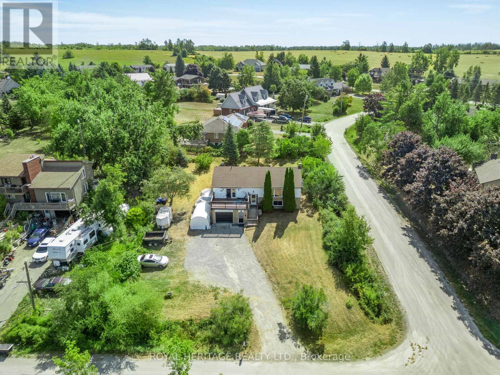 20 Buckhorn Road, Kawartha Lakes (Fenelon), Ontario  K9V 4R6 - Photo 29 - X12356913