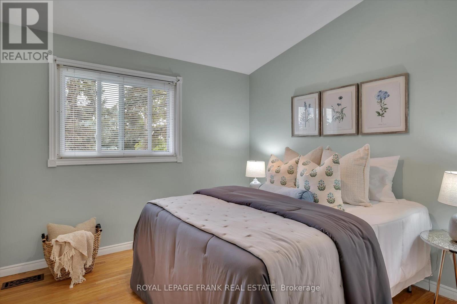 280 Greenlawn Avenue, Peterborough North (South), Ontario  K9H 5K8 - Photo 22 - X12356948