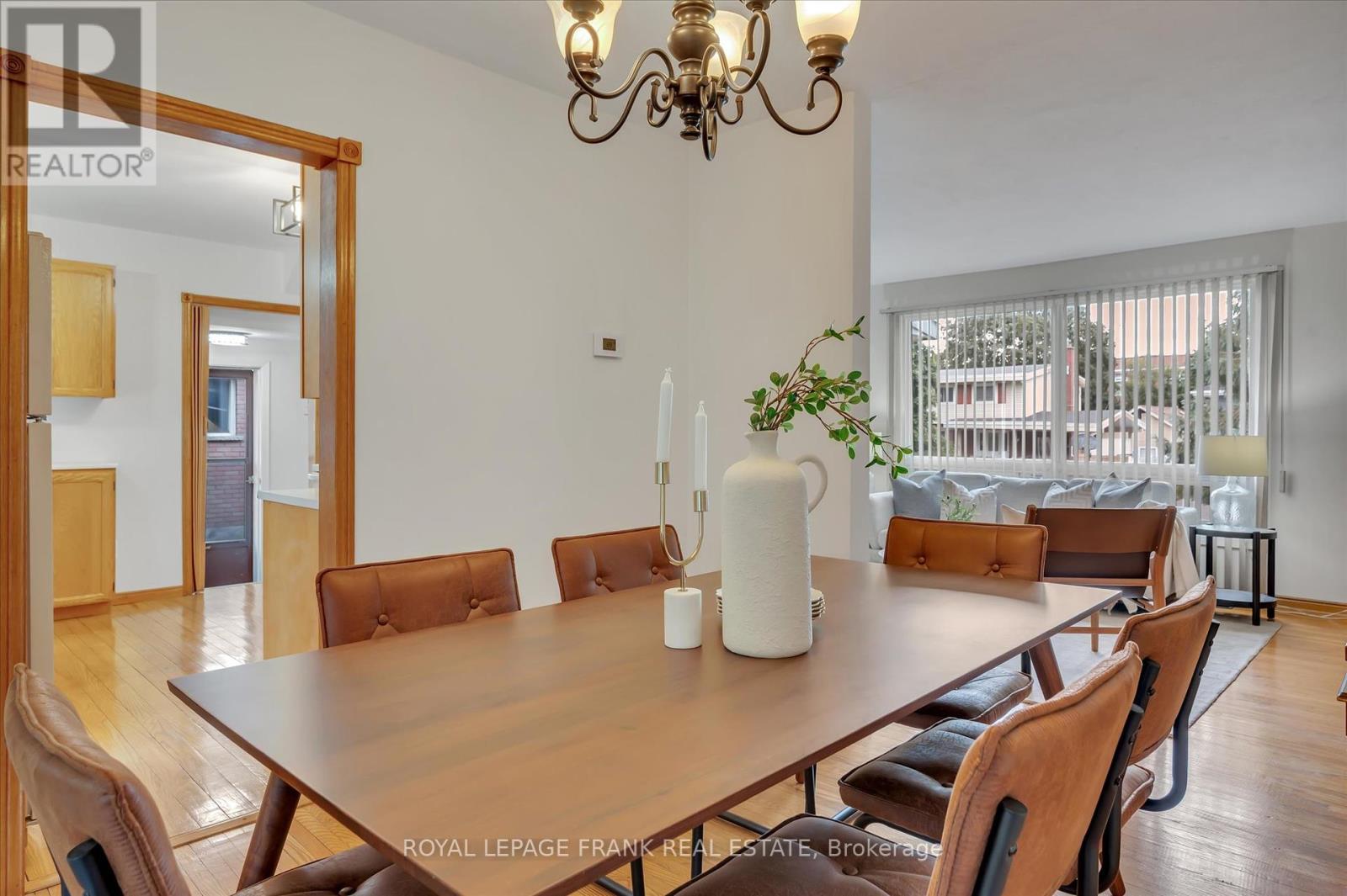 280 Greenlawn Avenue, Peterborough North (South), Ontario  K9H 5K8 - Photo 6 - X12356948