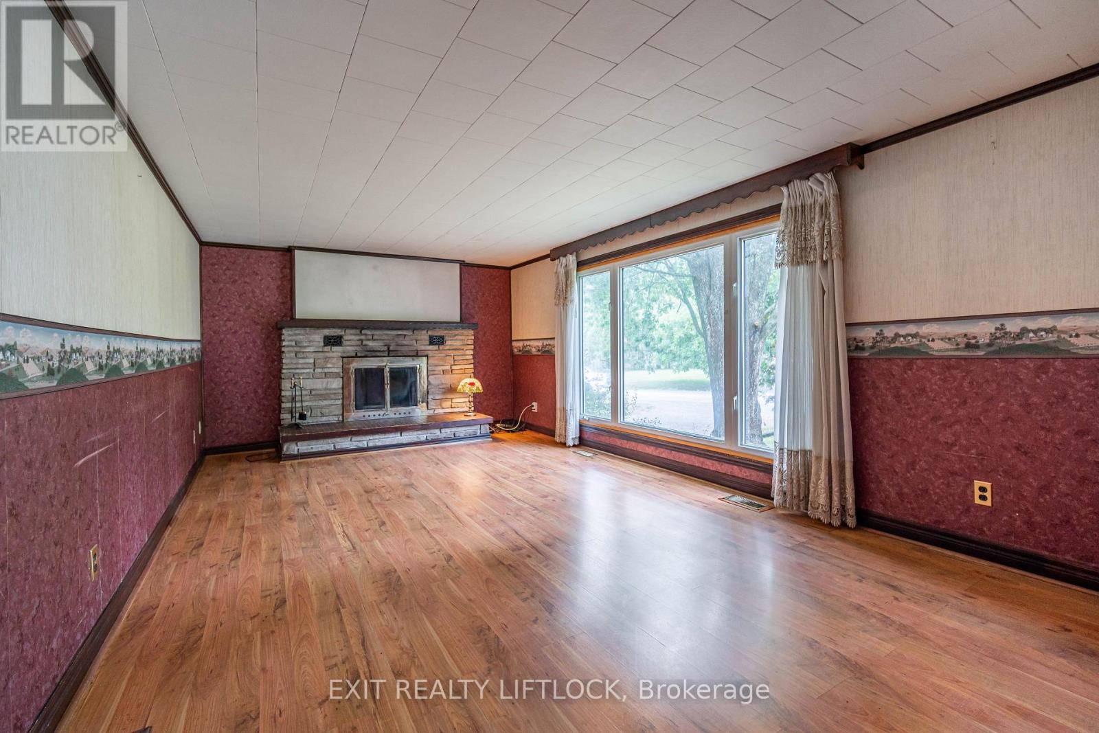 80 Kenedon Drive, Kawartha Lakes (Emily), Ontario  K0L 2W0 - Photo 10 - X12356966