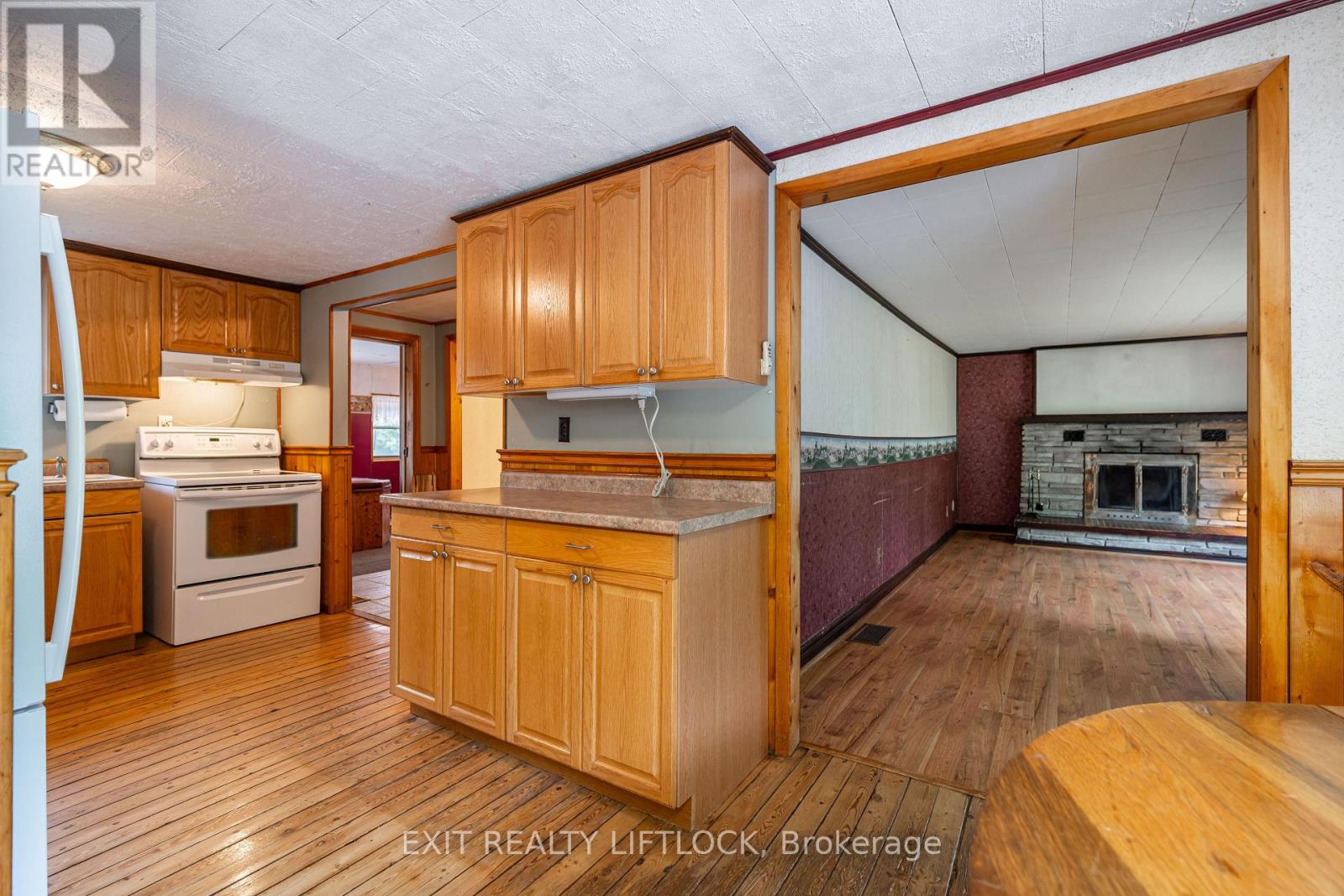 80 Kenedon Drive, Kawartha Lakes (Emily), Ontario  K0L 2W0 - Photo 11 - X12356966