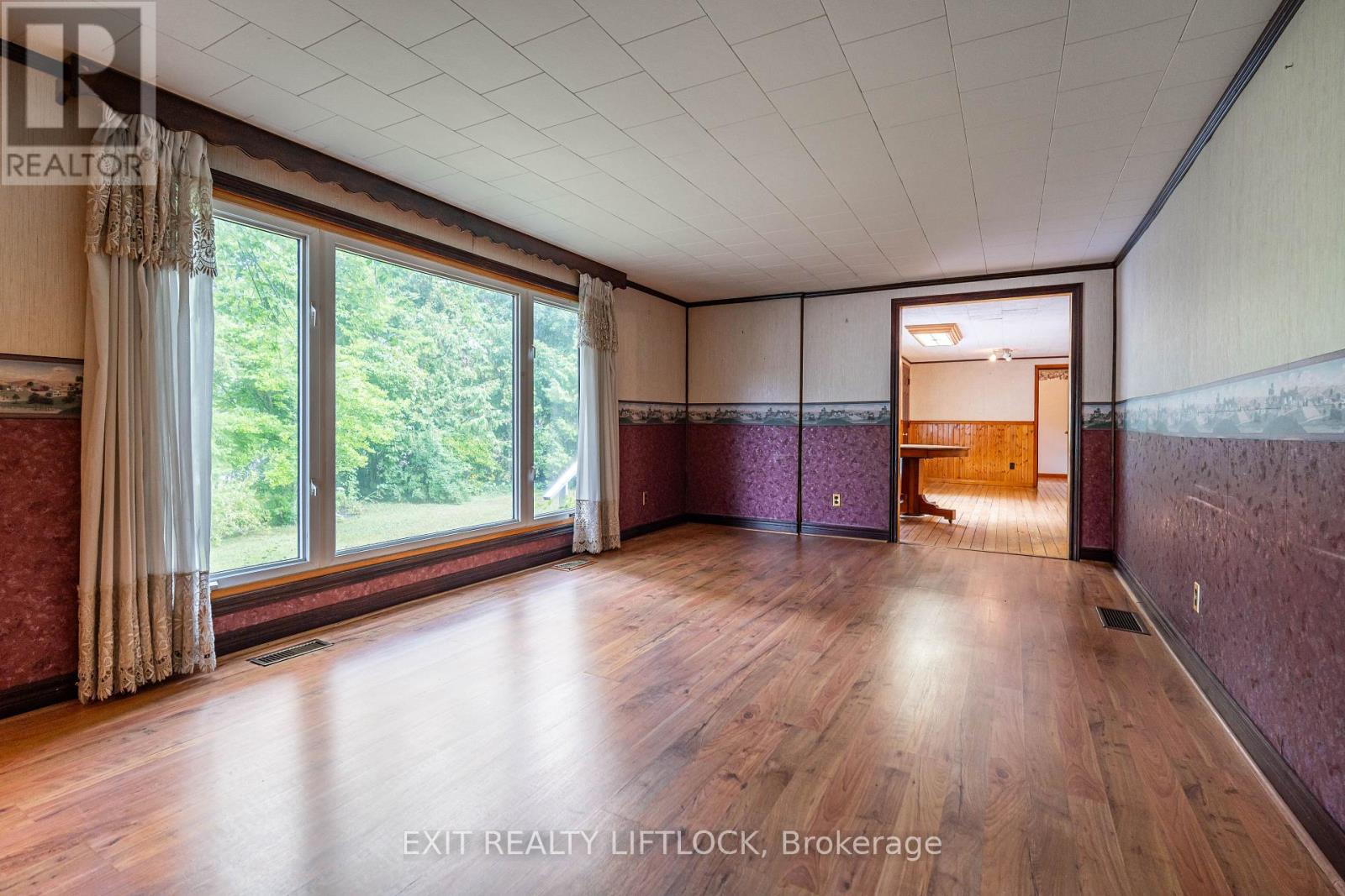 80 Kenedon Drive, Kawartha Lakes (Emily), Ontario  K0L 2W0 - Photo 12 - X12356966
