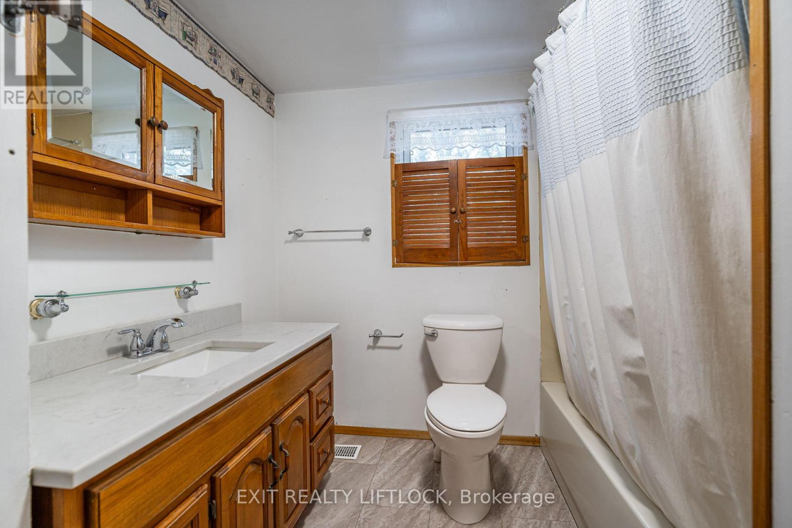 80 Kenedon Drive, Kawartha Lakes (Emily), Ontario  K0L 2W0 - Photo 15 - X12356966