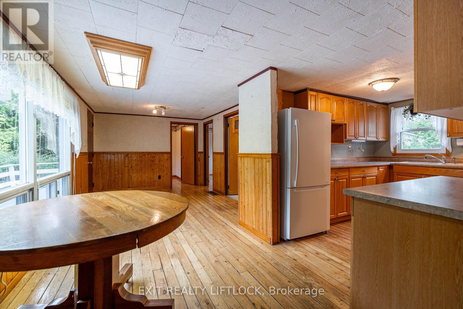 80 Kenedon Drive, Kawartha Lakes (Emily), Ontario  K0L 2W0 - Photo 6 - X12356966