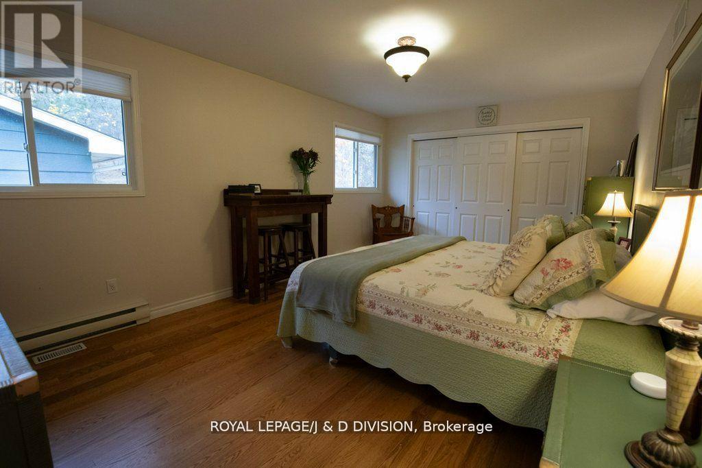 50 Fire Route 10b, North Kawartha, Ontario  K0L 3E0 - Photo 11 - X12356997