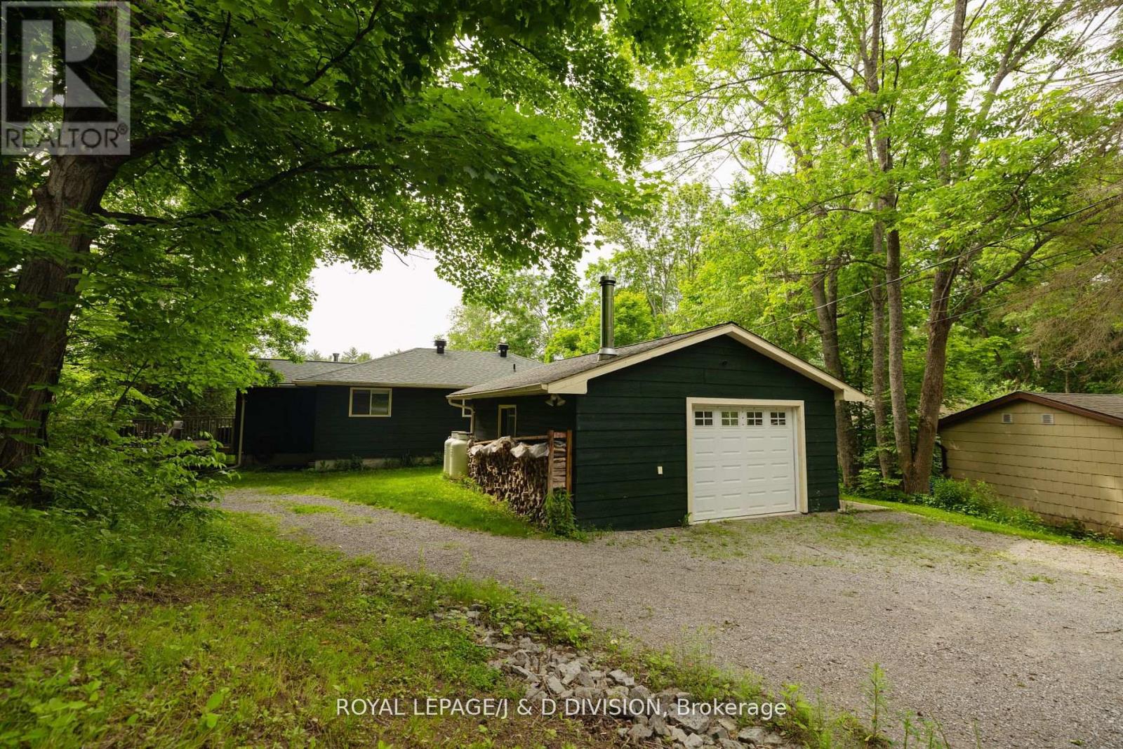 50 Fire Route 10b, North Kawartha, Ontario  K0L 3E0 - Photo 2 - X12356997