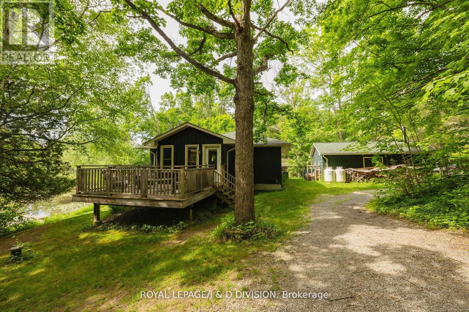 50 Fire Route 10b, North Kawartha, Ontario  K0L 3E0 - Photo 40 - X12356997