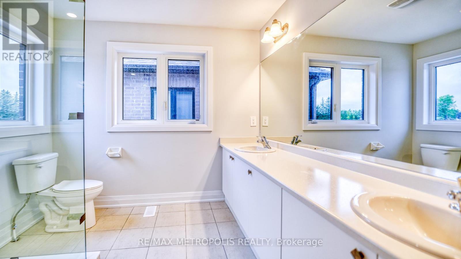149 St Joseph Road, Kawartha Lakes (Lindsay), Ontario  K9V 6E3 - Photo 17 - X12357055