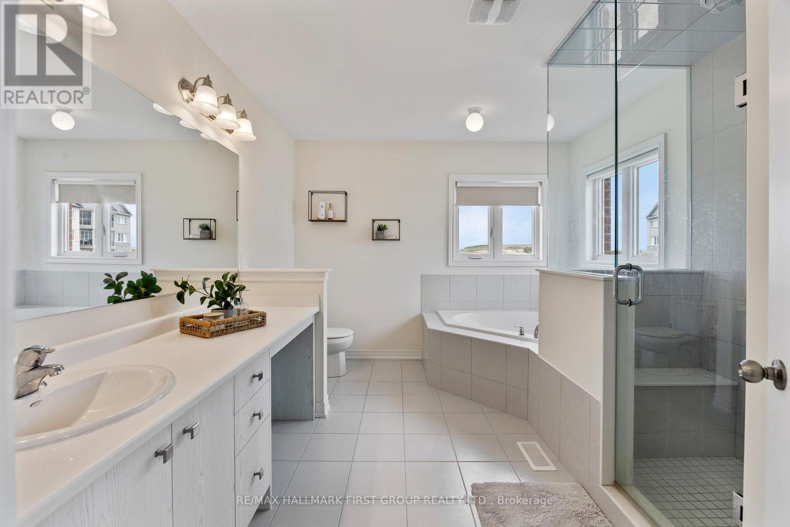 821 Steinberg Court, Peterborough North (North), Ontario  K9K 0H7 - Photo 34 - X12357093