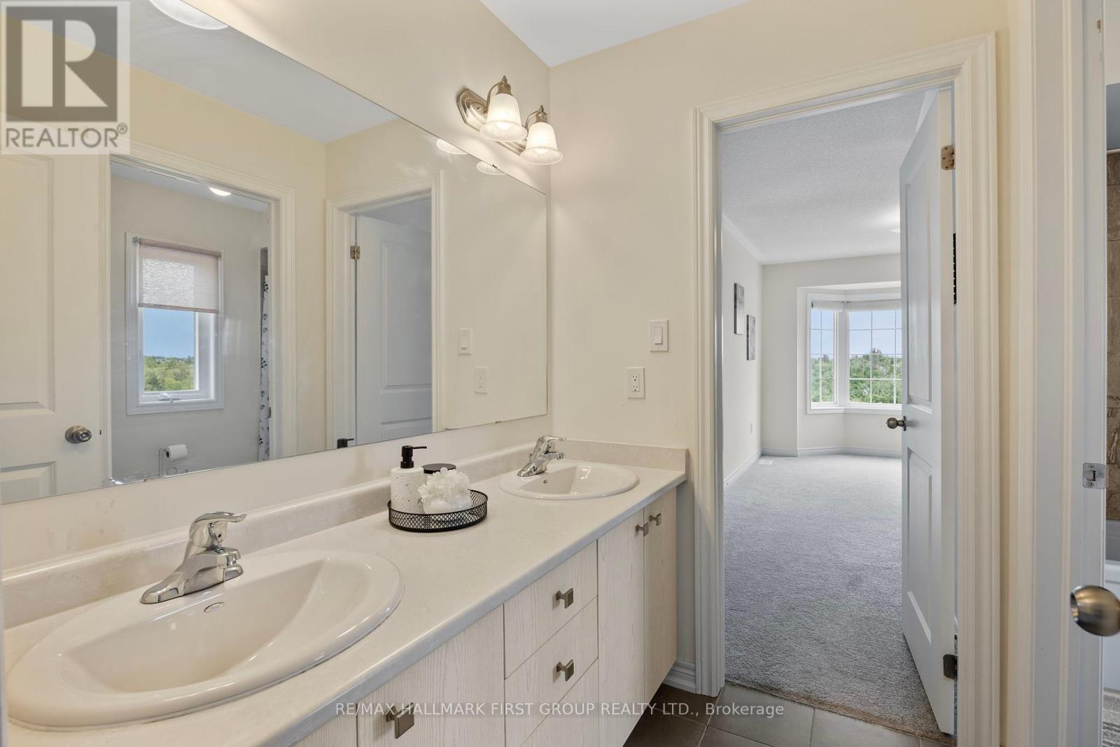 821 Steinberg Court, Peterborough North (North), Ontario  K9K 0H7 - Photo 43 - X12357093