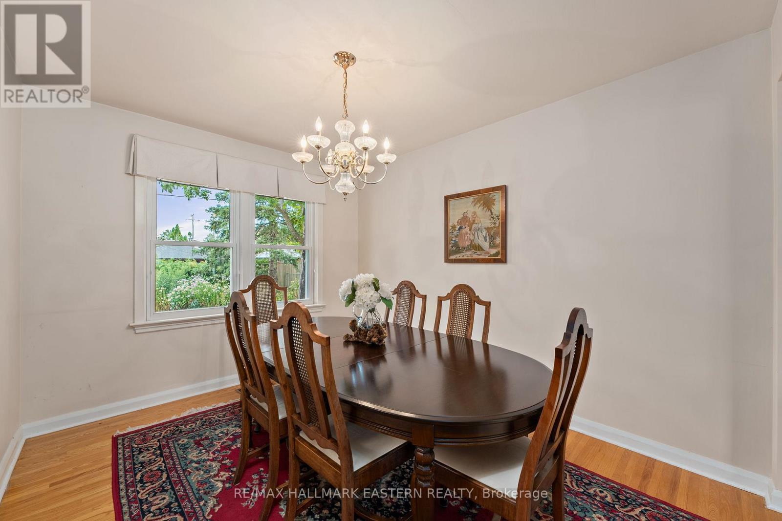 883 Kensington Drive, Peterborough (Monaghan Ward 2), Ontario  K9J 6J8 - Photo 11 - X12357254