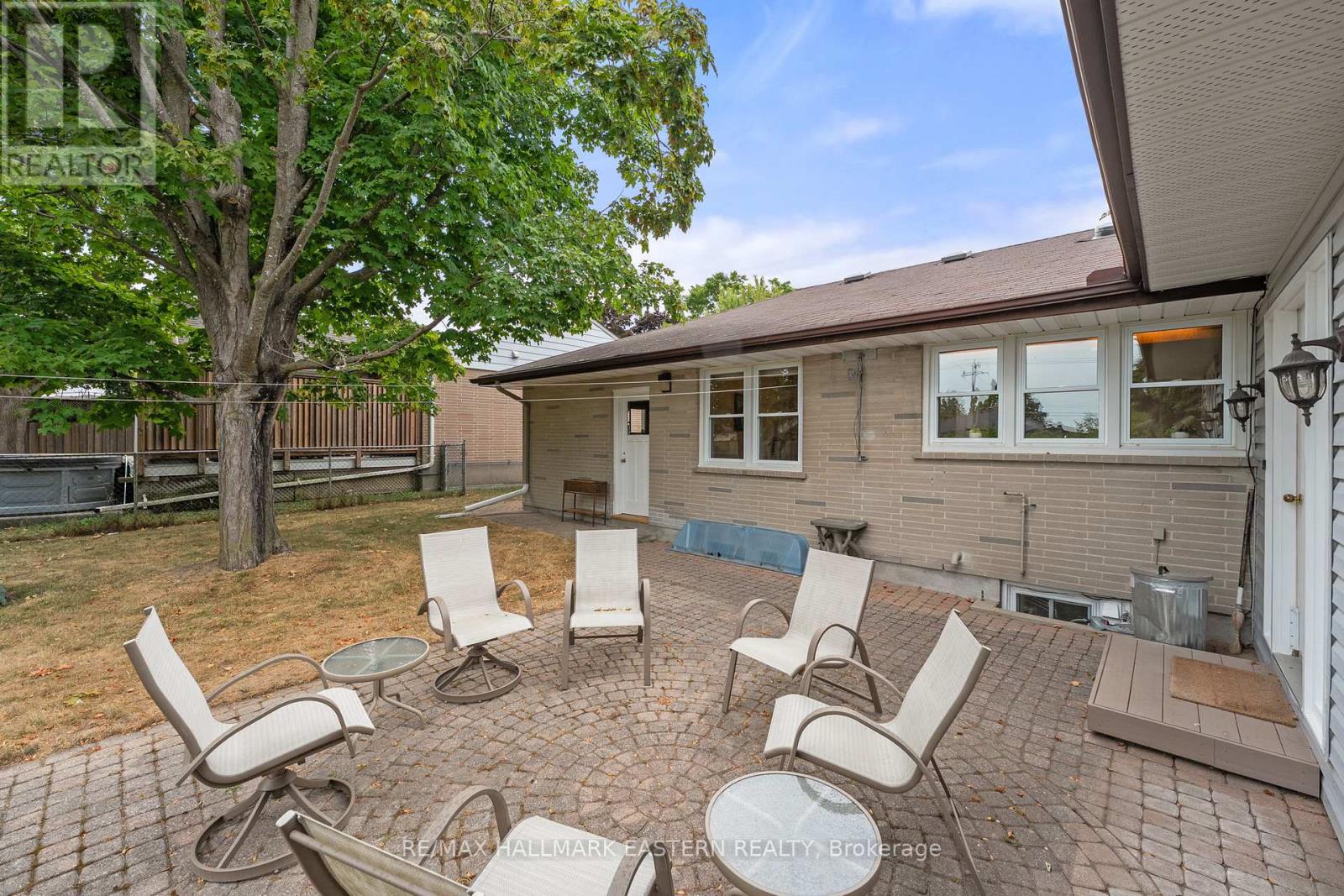883 Kensington Drive, Peterborough (Monaghan Ward 2), Ontario  K9J 6J8 - Photo 44 - X12357254