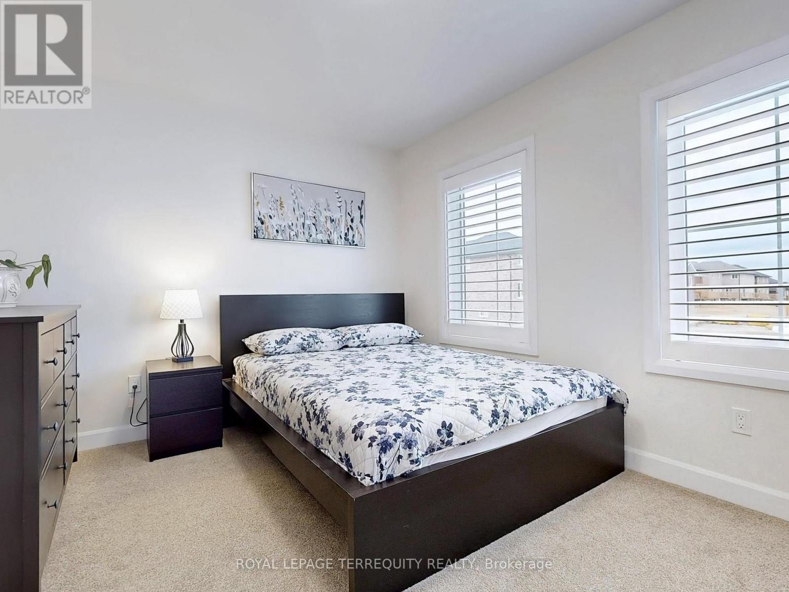 949 Bamford Terrace, Peterborough (Monaghan Ward 2), Ontario  K9J 6X4 - Photo 27 - X12357487