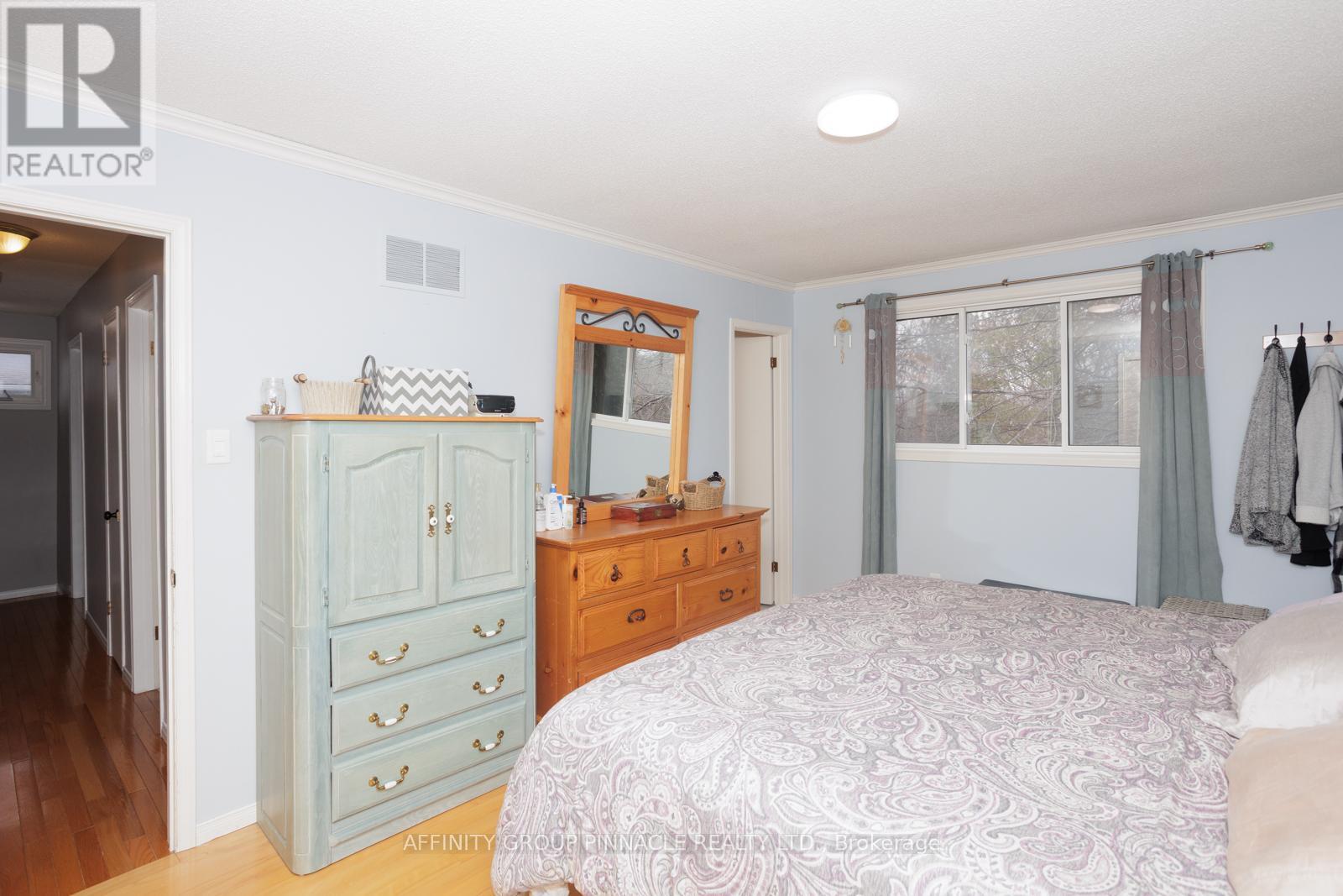 21 Mcdonagh Drive, Kawartha Lakes (Lindsay), Ontario  K9V 5A9 - Photo 30 - X12357610