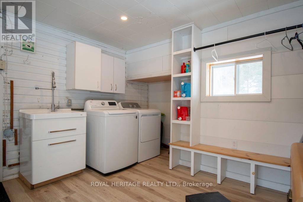 1074 Lakehurst Road, Trent Lakes, Ontario  K0L 2H0 - Photo 21 - X12357738