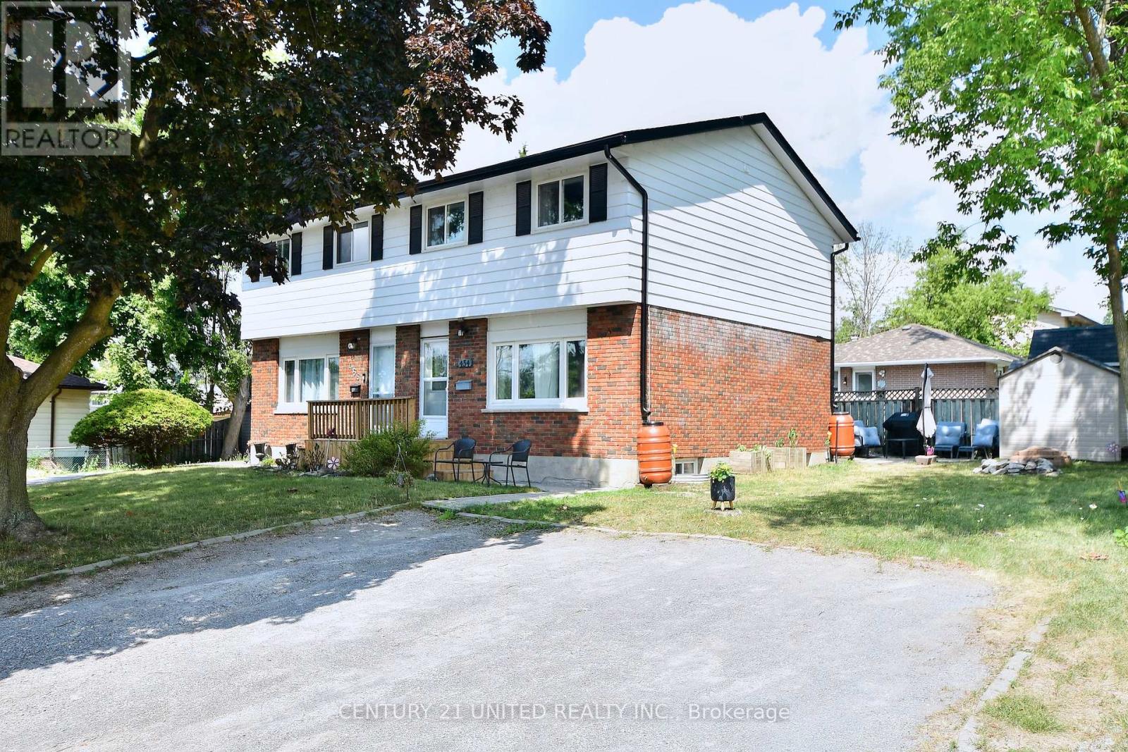 454 Southpark Drive, Peterborough South (East), Ontario  K9J 1C3 - Photo 2 - X12358048