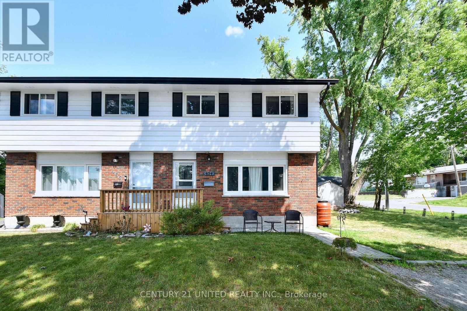 454 Southpark Drive, Peterborough South (East), Ontario  K9J 1C3 - Photo 3 - X12358048