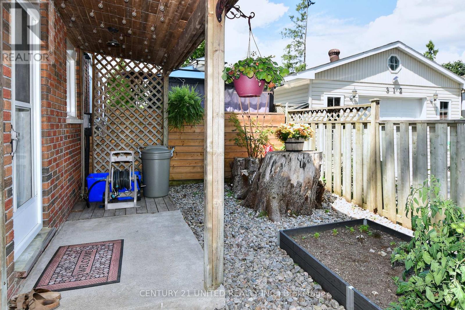 454 Southpark Drive, Peterborough South (East), Ontario  K9J 1C3 - Photo 30 - X12358048
