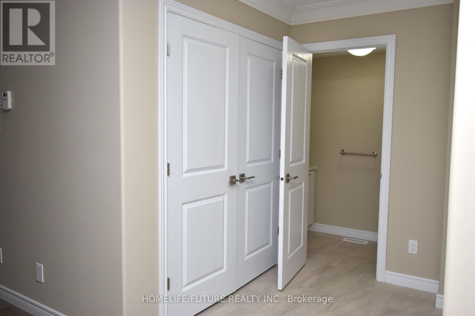 232 O'neil Street, Peterborough North (North), Ontario  K9K 0H1 - Photo 13 - X12358321