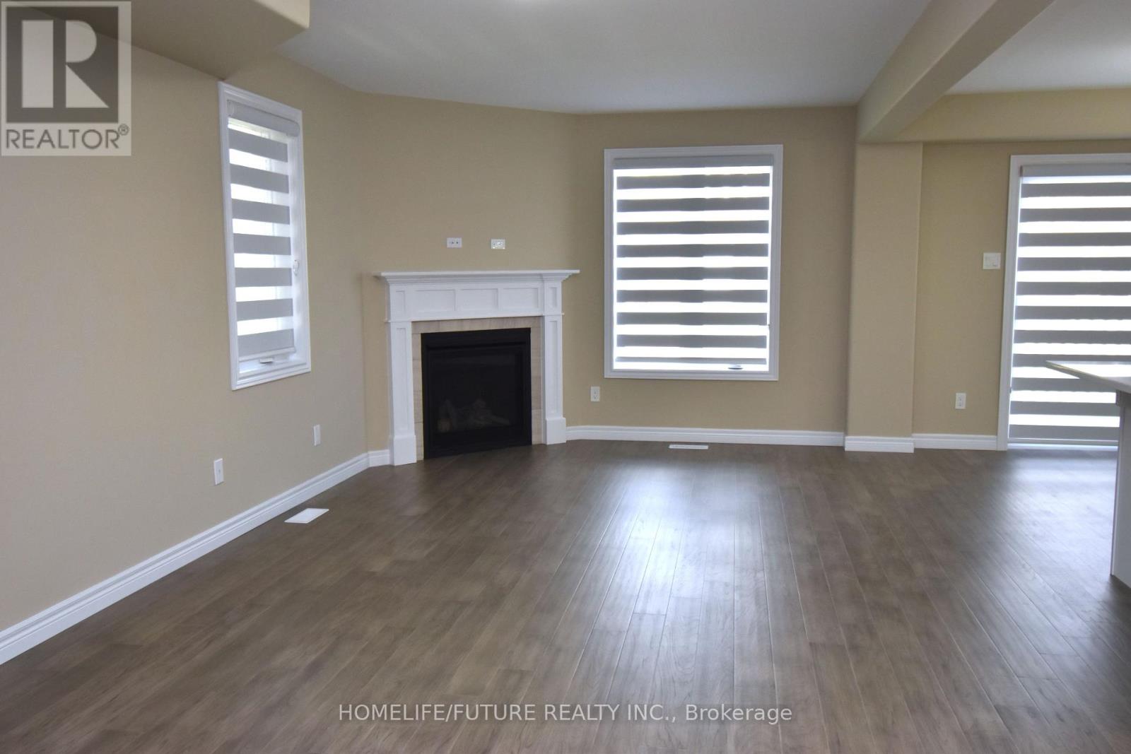 232 O'neil Street, Peterborough North (North), Ontario  K9K 0H1 - Photo 3 - X12358321