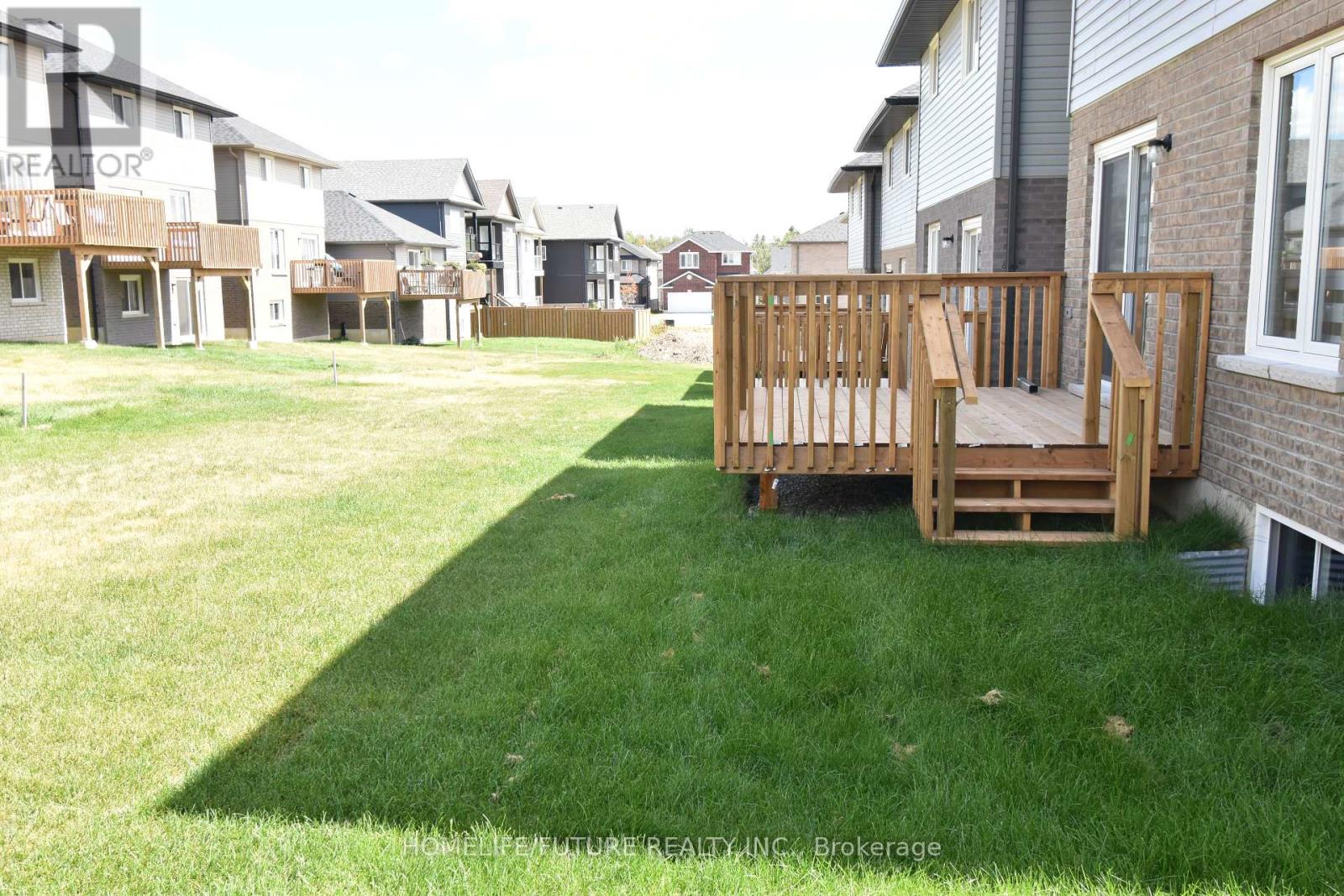232 O'neil Street, Peterborough North (North), Ontario  K9K 0H1 - Photo 38 - X12358321