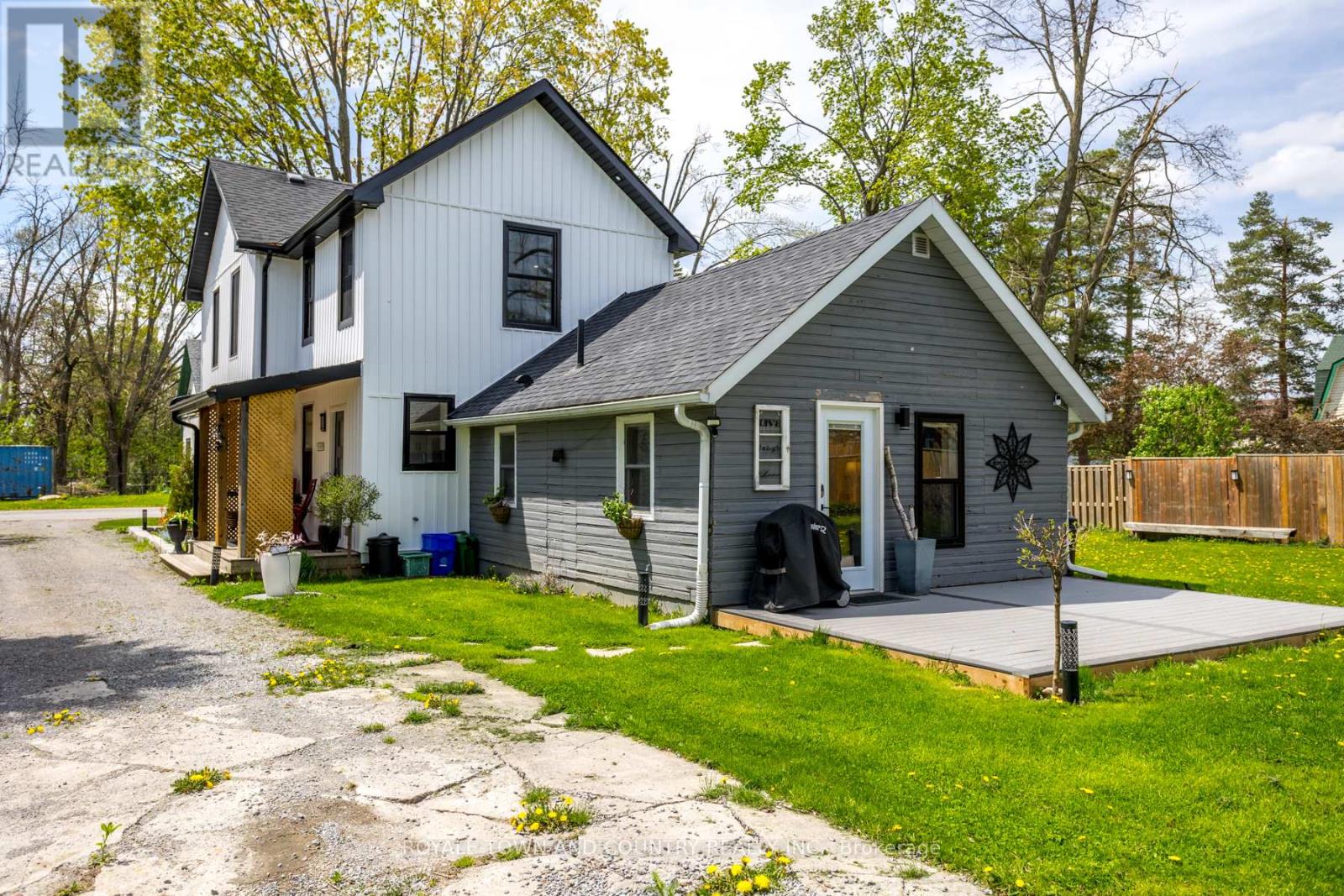 10 Queen Street S, Kawartha Lakes (Omemee), Ontario  K0L 2W0 - Photo 24 - X12358617