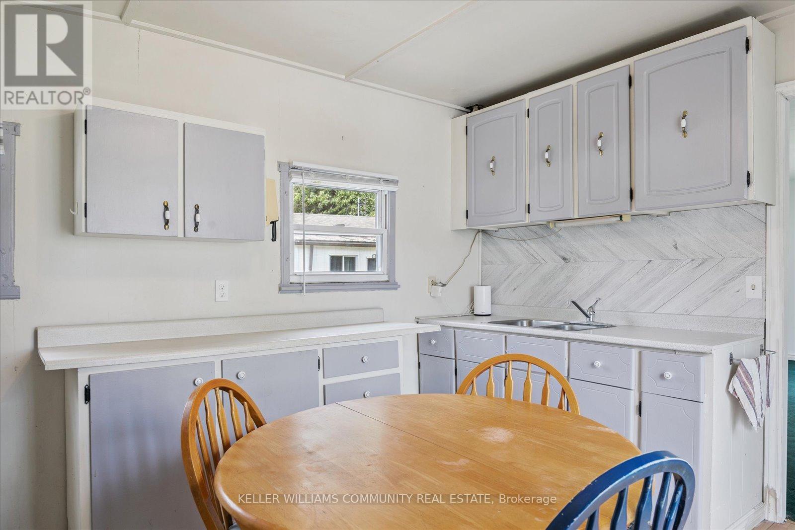 21 - 1093 County Rd 28, Otonabee-South Monaghan, Ontario  K9J 6Y3 - Photo 12 - X12358804