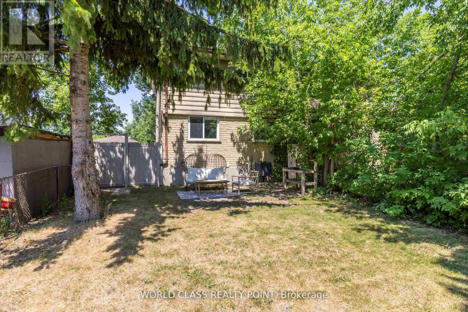 819 Cameron Street, Peterborough South (West), Ontario  K9J 4A2 - Photo 21 - X12358669