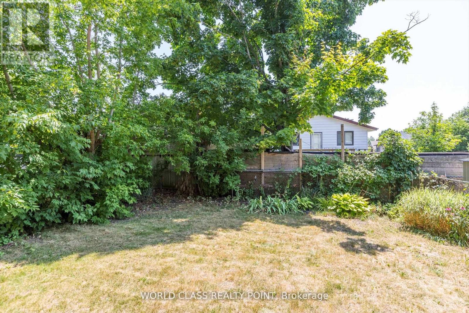 819 Cameron Street, Peterborough South (West), Ontario  K9J 4A2 - Photo 22 - X12358669