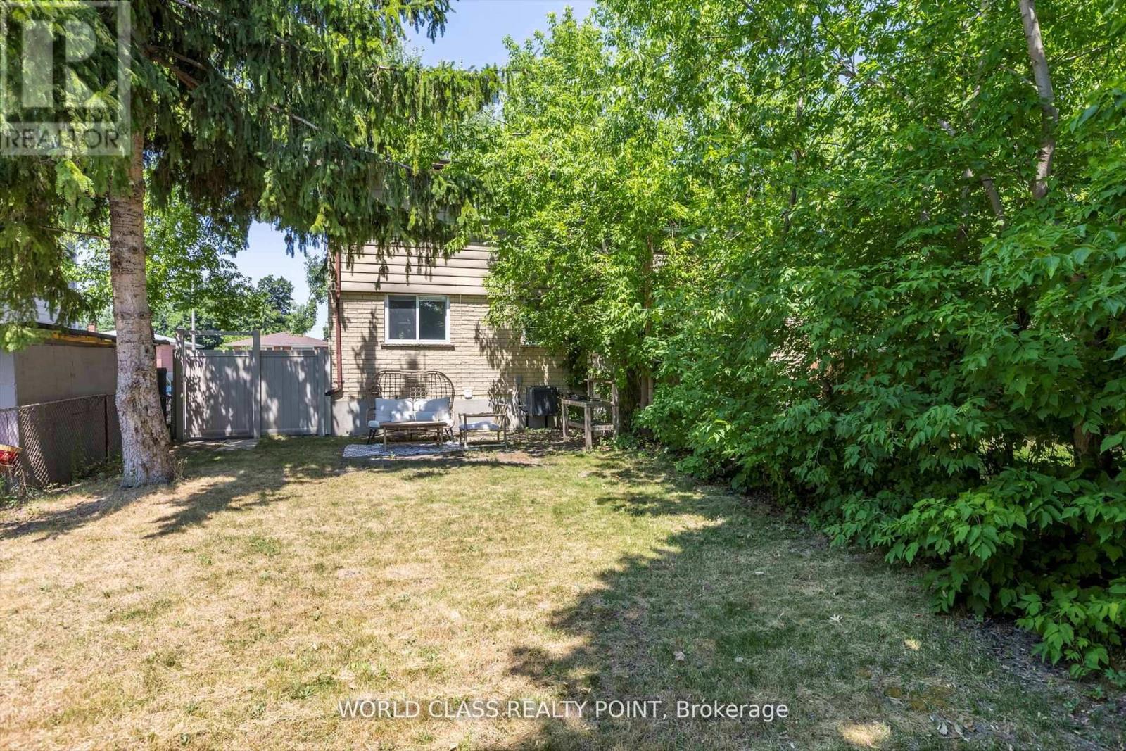 819 Cameron Street, Peterborough South (West), Ontario  K9J 4A2 - Photo 24 - X12358669