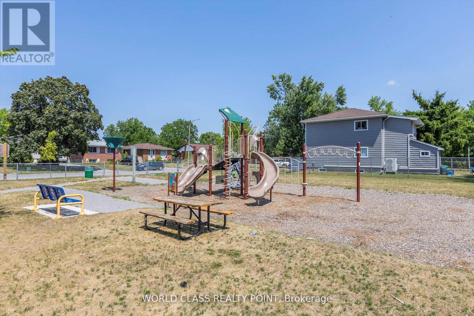 819 Cameron Street, Peterborough South (West), Ontario  K9J 4A2 - Photo 26 - X12358669